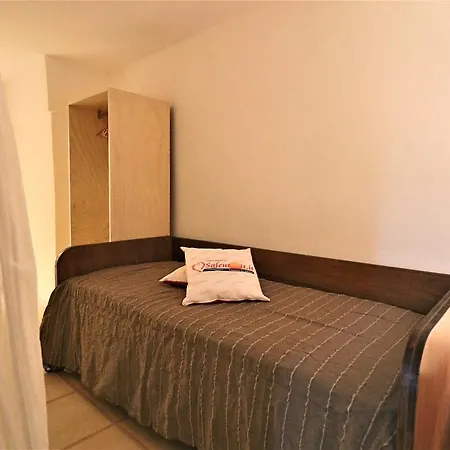 בית כפרי Residance Gallipula